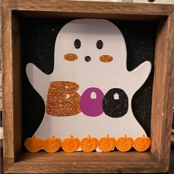HANDCRAFTED GHOST IN FRAME - Picture 1 of 3